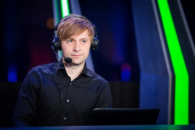 Dota 2 NS analyst