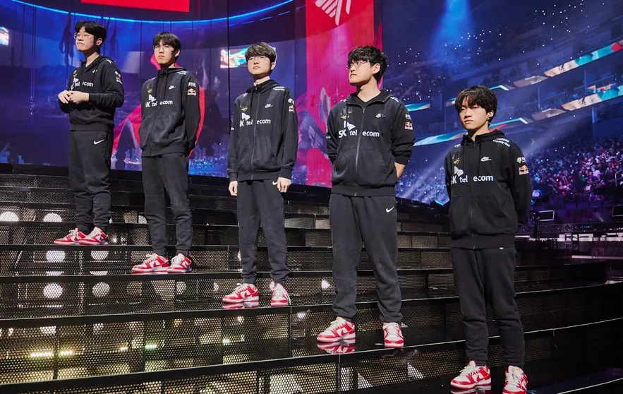 T1 standing on the stage at Worlds 2022